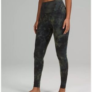 Lululemon align 28” diamond dye EUC